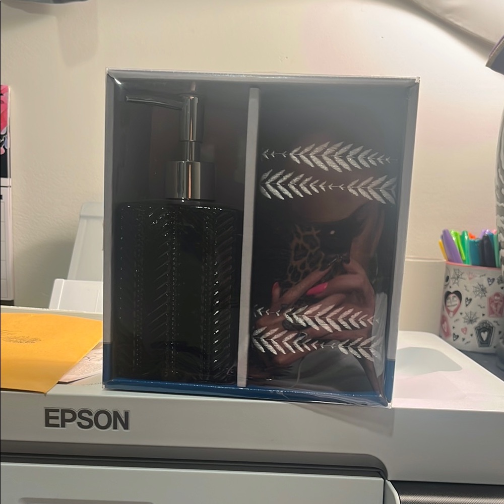 Chevron Patterned Black Soap Dispenser Set
